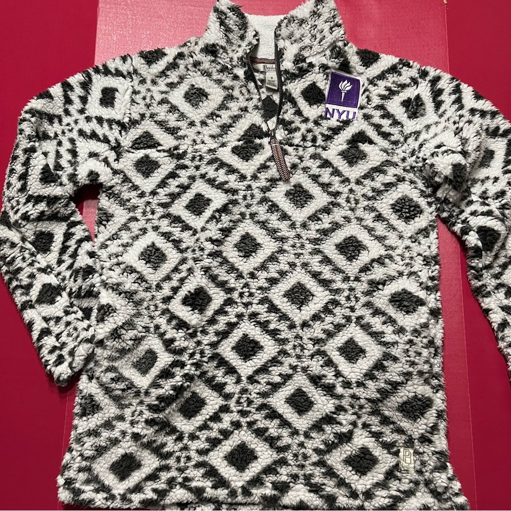 NYU Deep Pile Fleece Pullover S Logo Crest Black White New York University Aztec